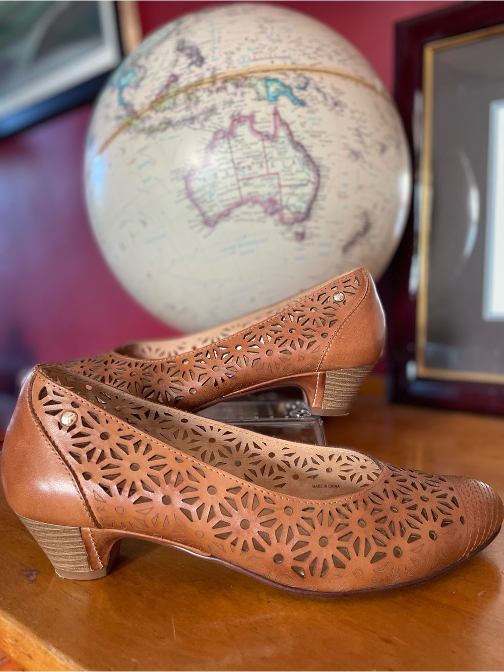 Pikolinos Brown Leather Floral Cutout Slip-On Block Heel Pointed Toe Pumps 8.5/9
